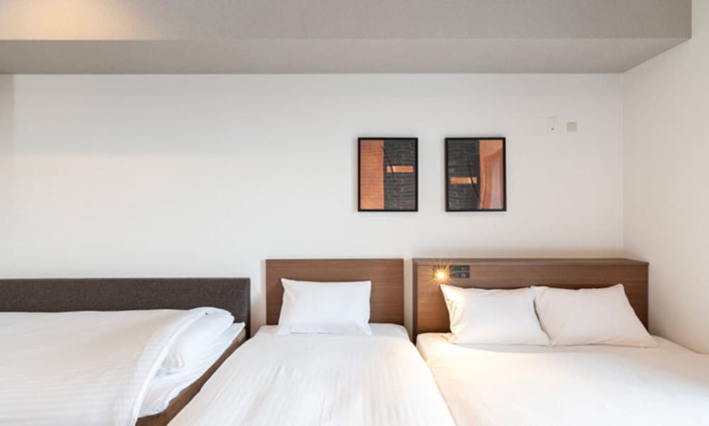 Basic Quadruple Room, 3 Bedrooms, Non Smoking, Bathtub