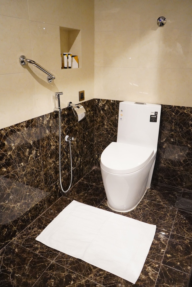 Basic Double Room - Photo 7
