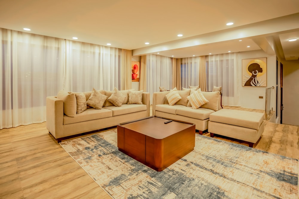 Luxury Villa photo 3