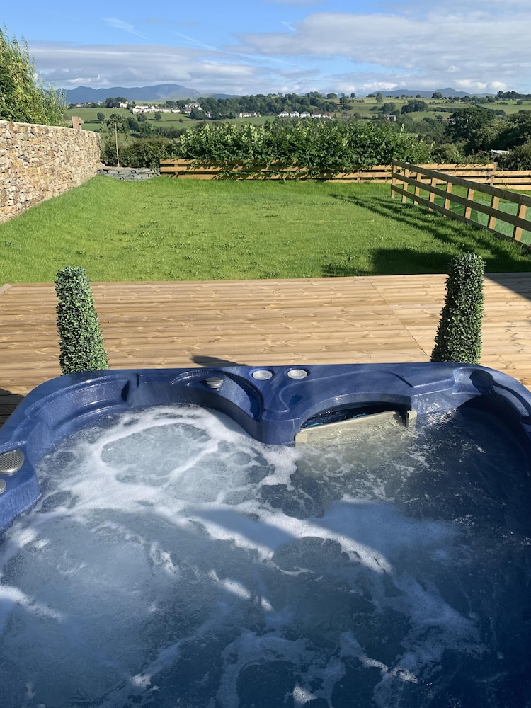 Luxury Cottage, Ensuite, Mountain View
