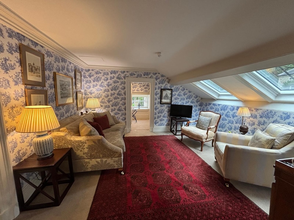 Superior Double or Twin Room, Ensuite photo 1