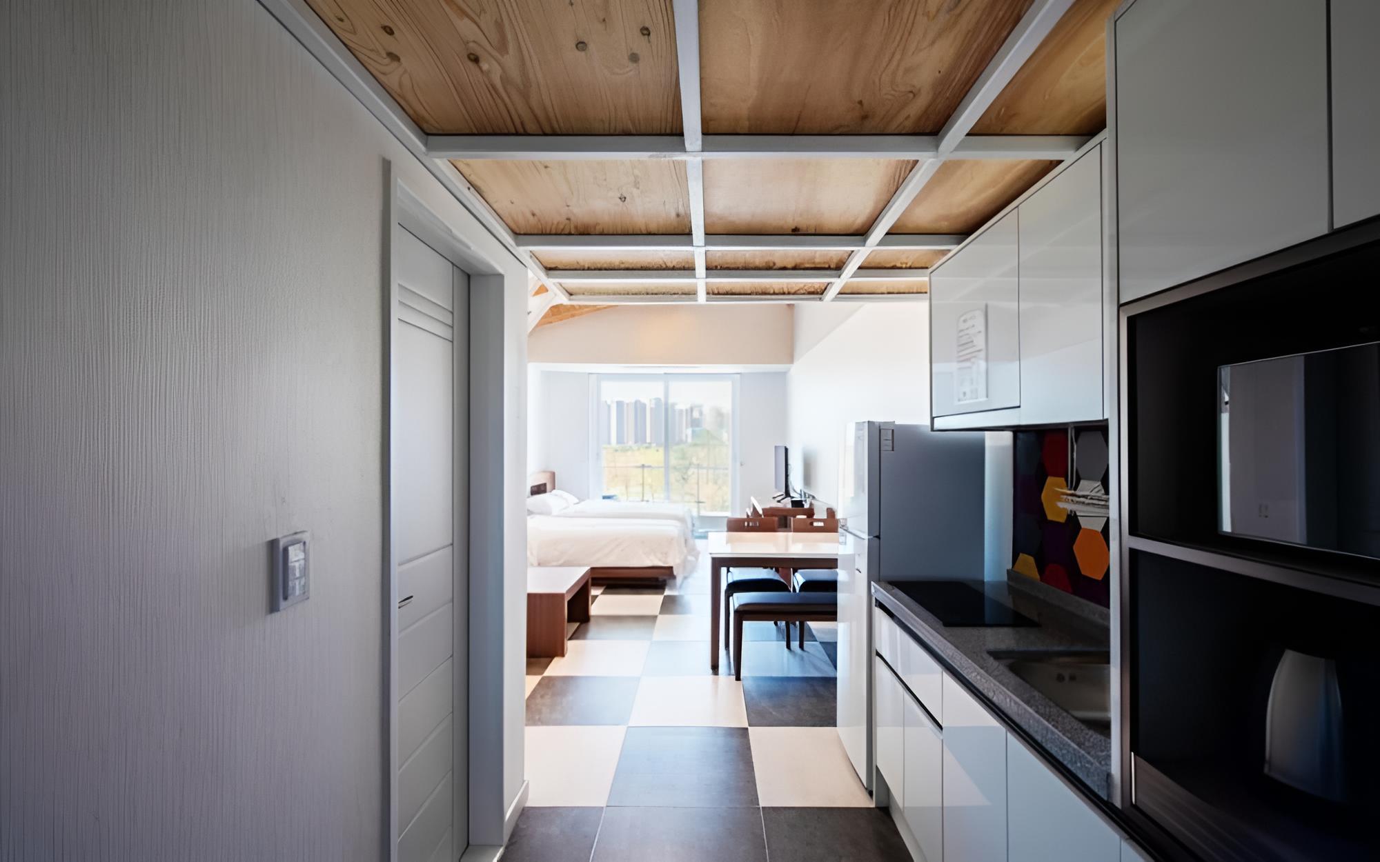Room (Standard Room B Type 323 (Duplex Moun)