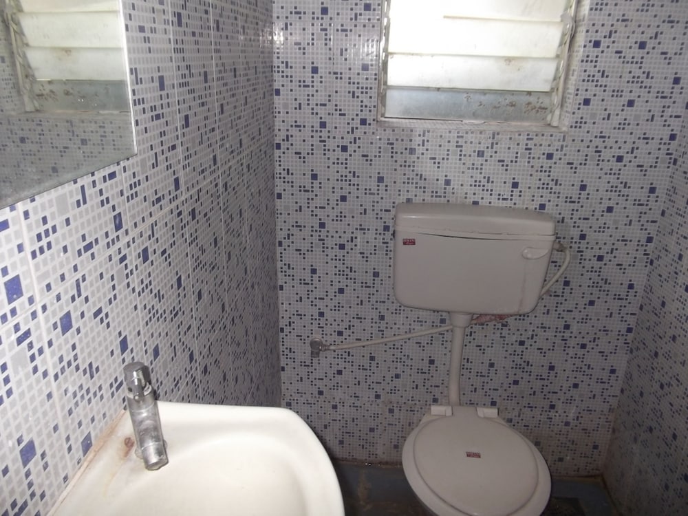 Deluxe Room (Airconditioned) photo 2