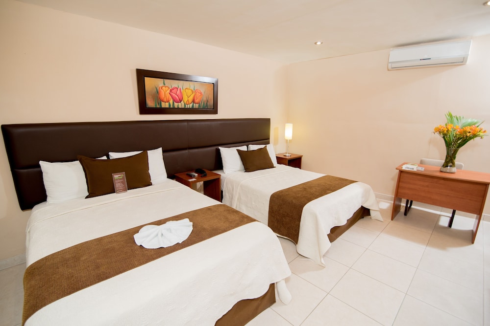 Double or Twin Room photo 1