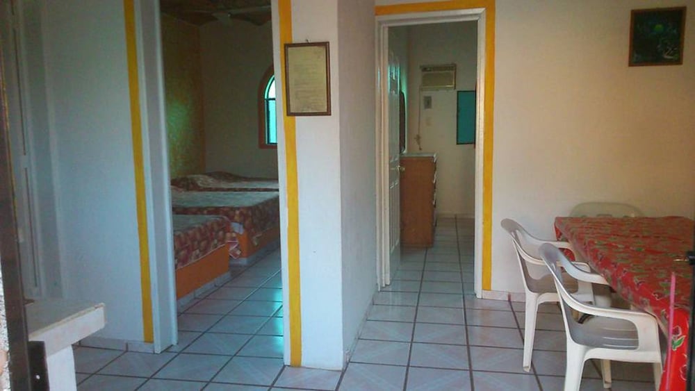 Family Bungalow, Multiple Beds, Non Smoking (9 Guests) photo 3