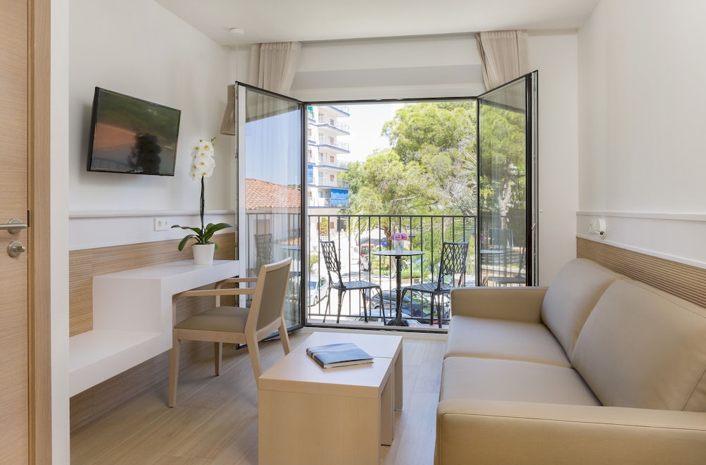 Suite Junior, Vista al Jardín