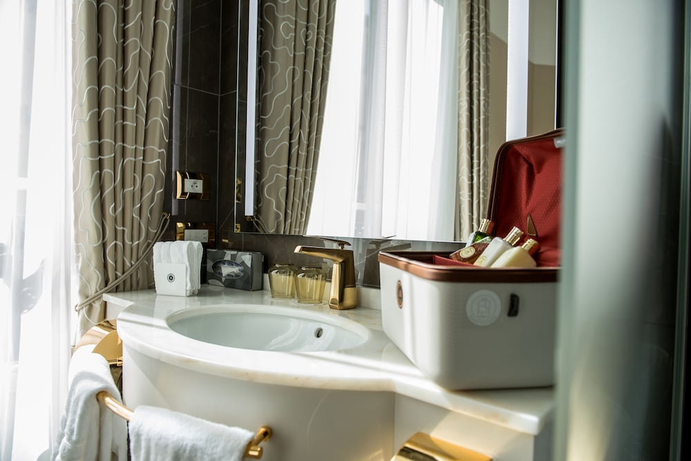 Deluxe Room River