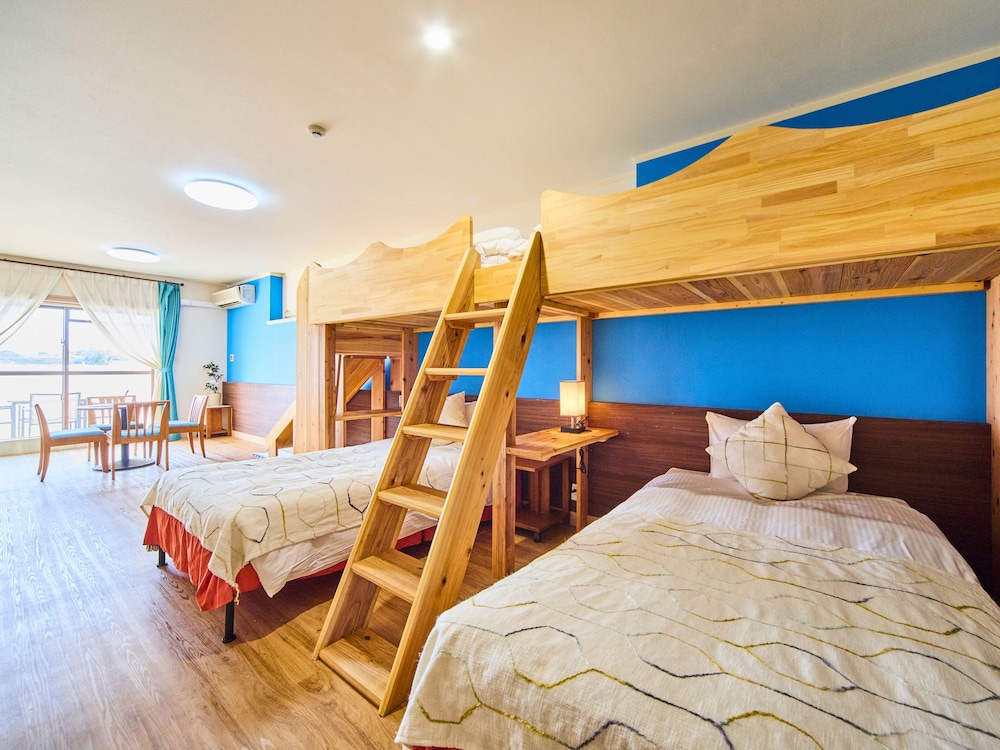Family Room, Non Smoking - Photo 16