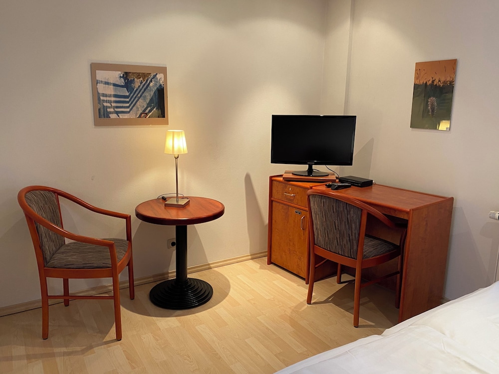 Standard Room photo 3