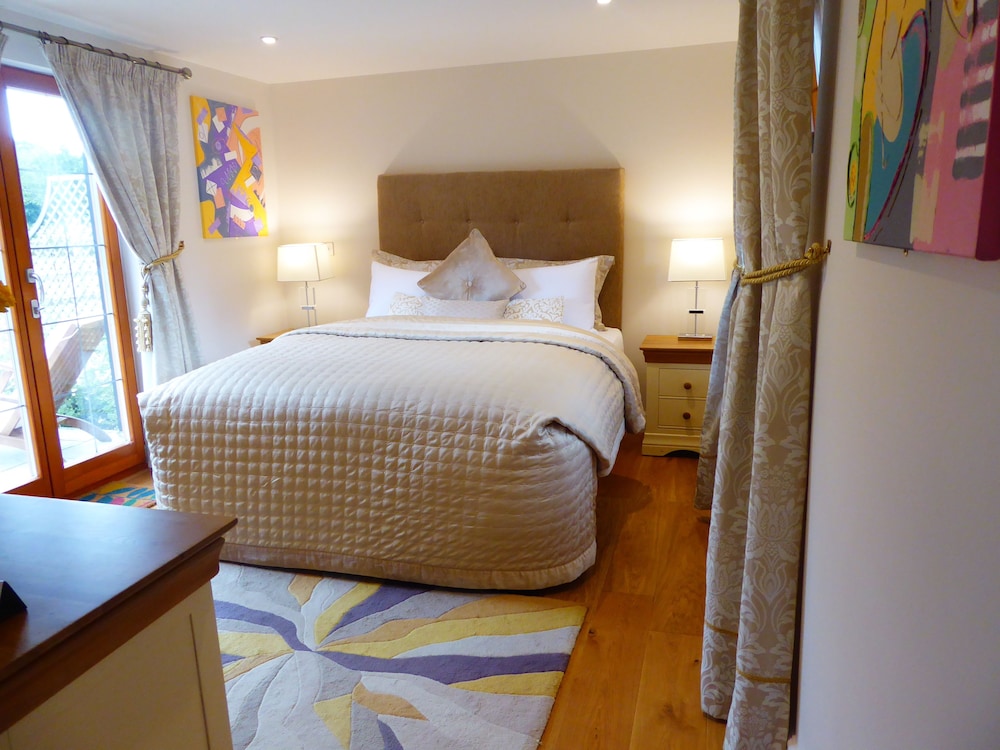 Double Room (Wisteria Room)