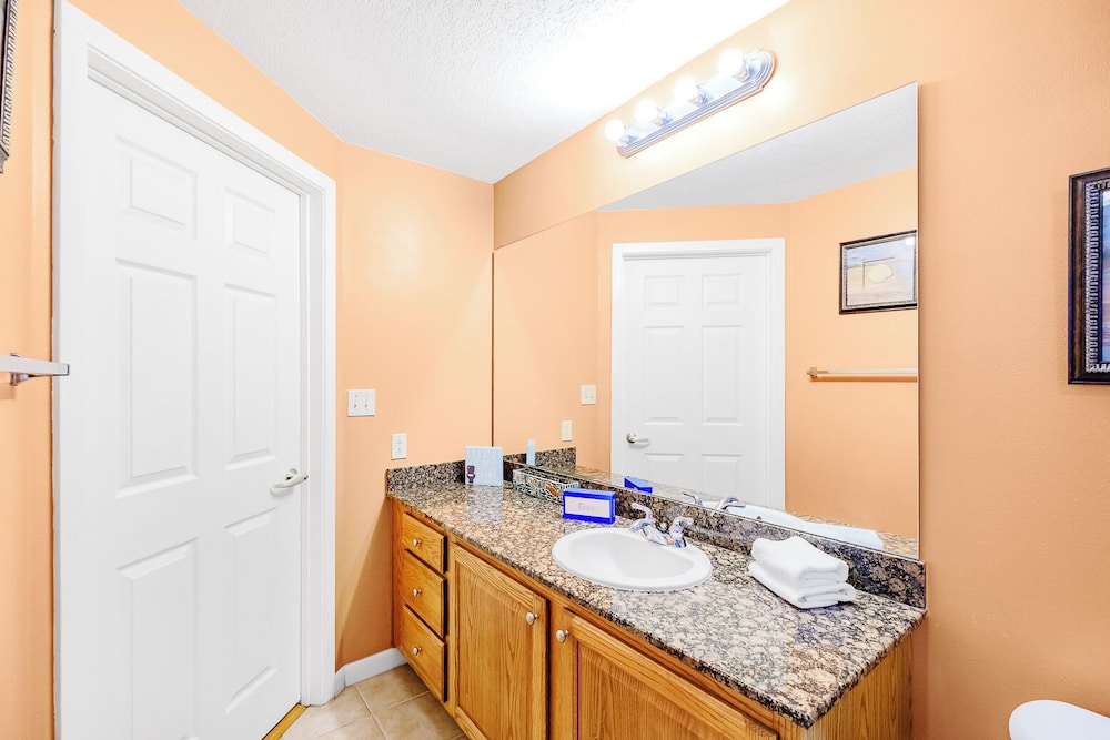 Condo, Multiple Beds, Balcony, Beach View (Legacy I 903) photo 2