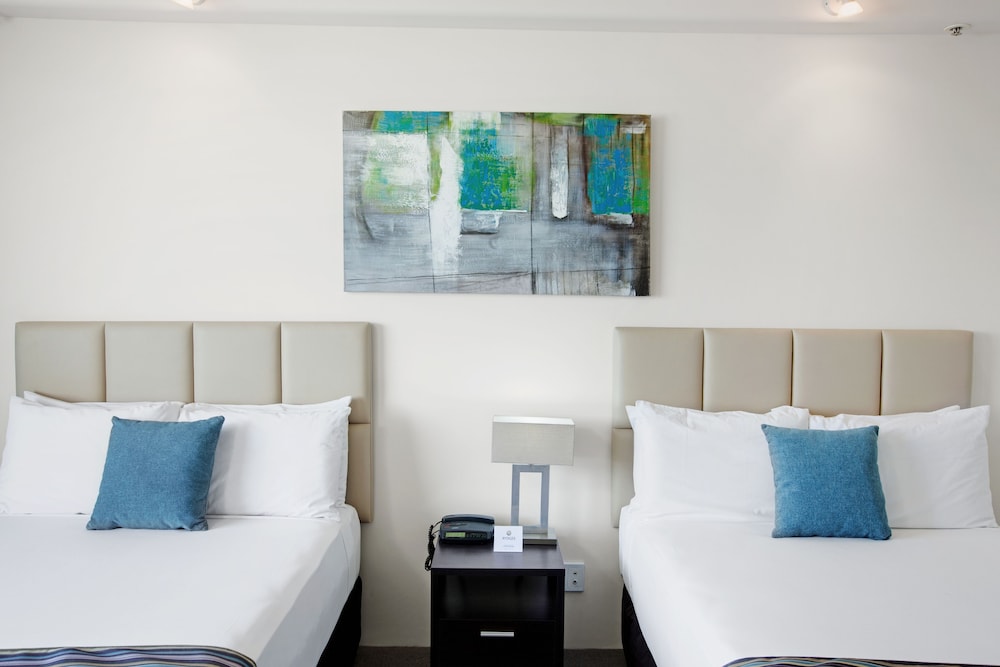 Standard Room, 2 Double Beds - Photo 1