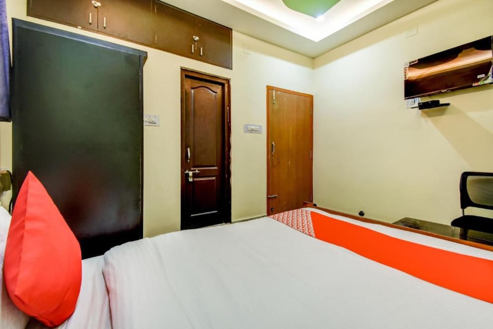 Standard Double Room, Multiple Beds, City View photo 2