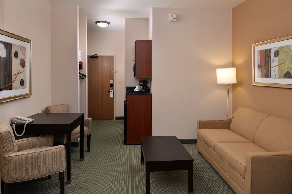 Standard Room, 2 Queen Beds - Photo 5