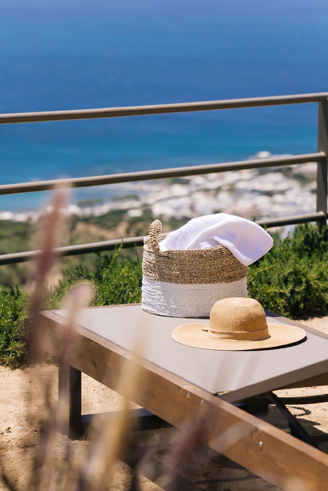Suite, 1 Bedroom, Sea View - Photo 9