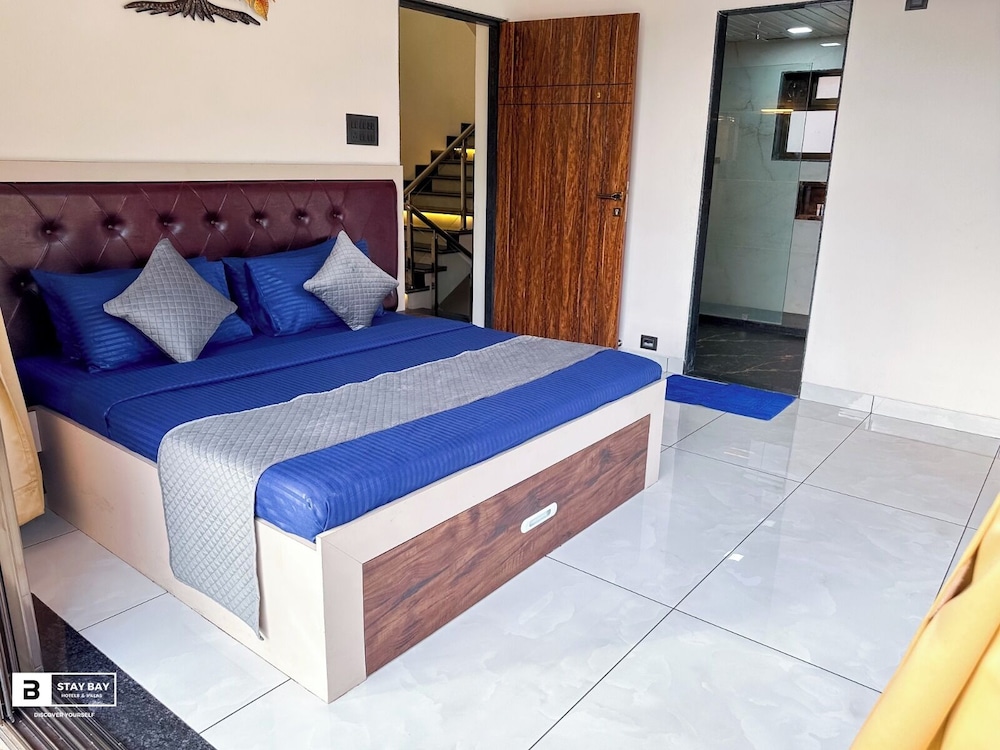 Deluxe Villa, Hill View photo 3