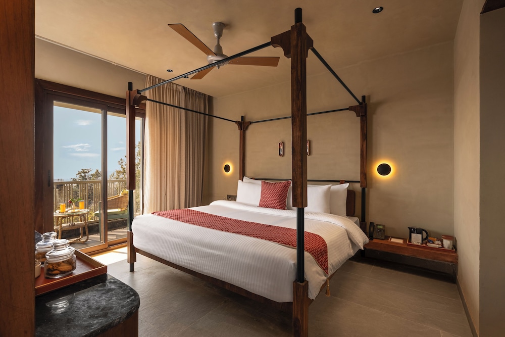 Aura Suite with Balcony