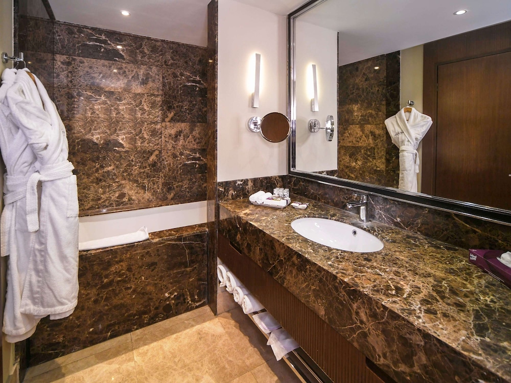 Superior Suite, 1 Double Bed with Sofa bed photo 3