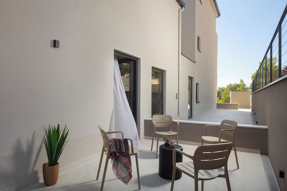 Standard Single Room, Balcony
