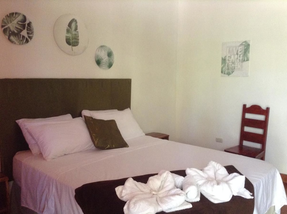 Double Room, 1 Queen Bed