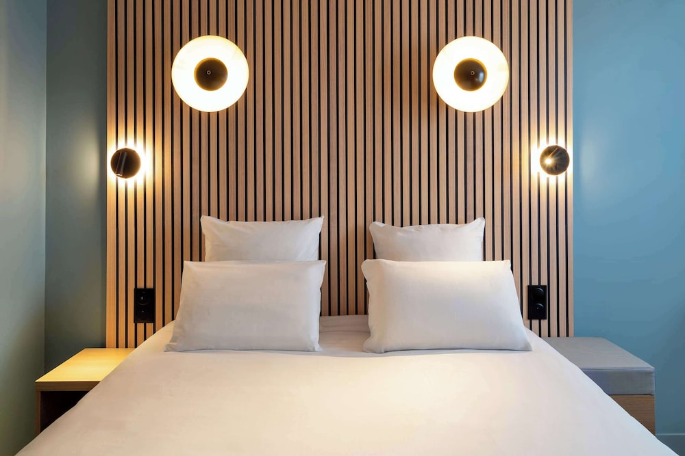 Superior Room, 1 Queen Bed, Non Smoking - Photo 2