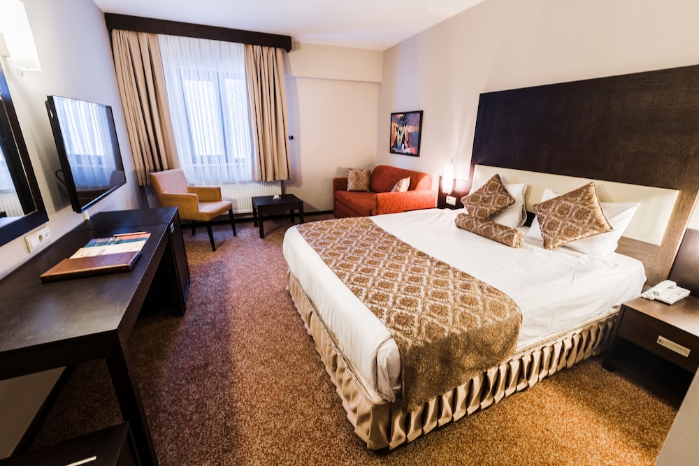 Standard Double or Twin Room, Non Smoking photo 3