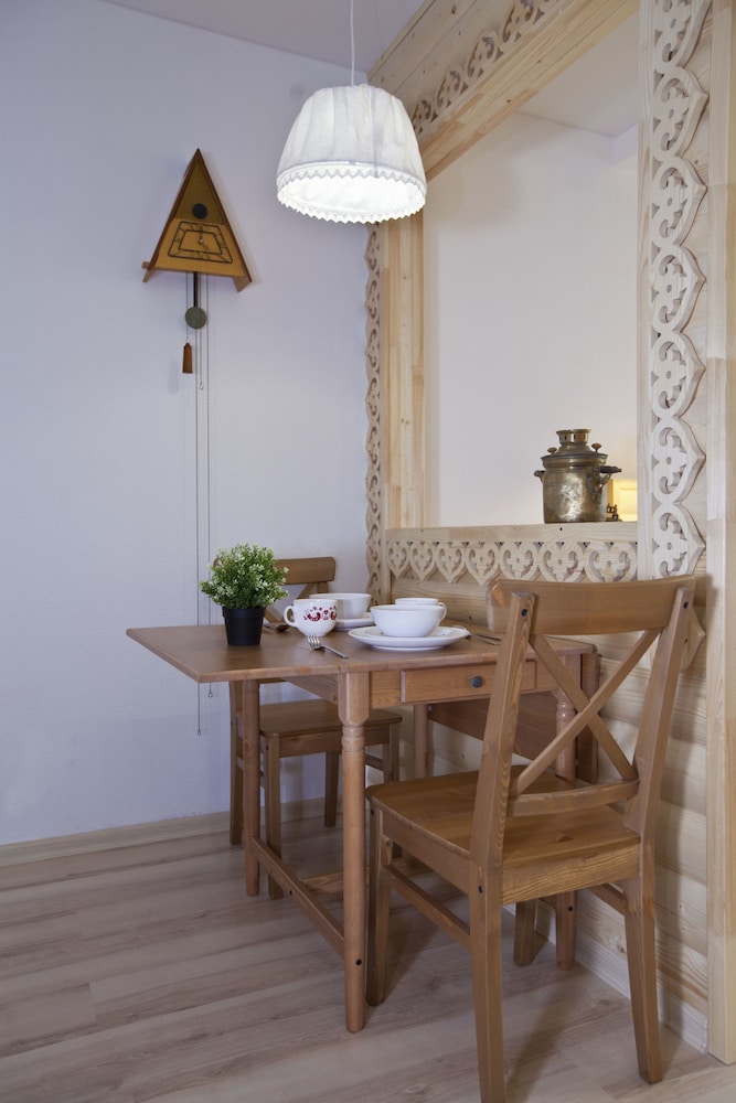 Traditional Apartment photo 2
