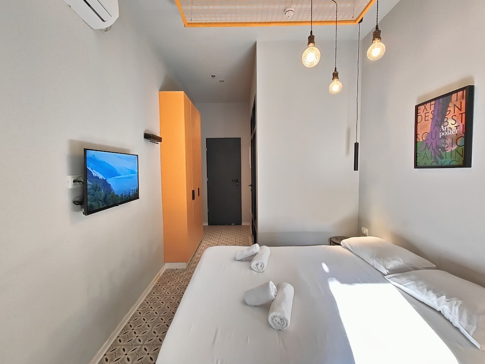 Design Double Room, Patio photo 3