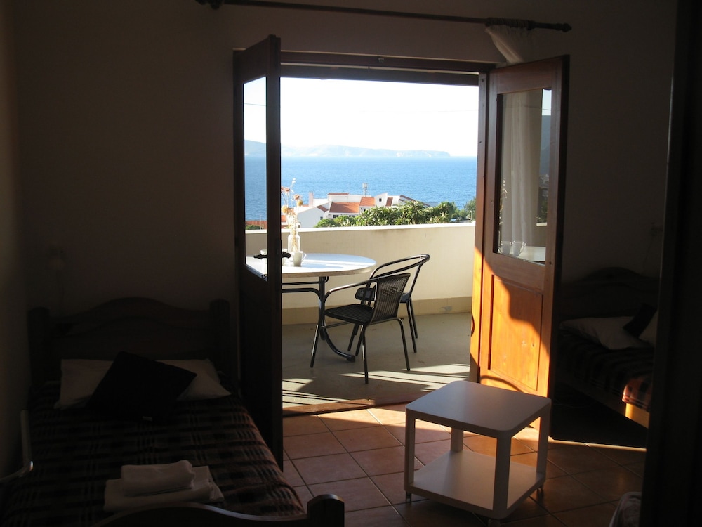 Deluxe Suite, Sea View photo 3