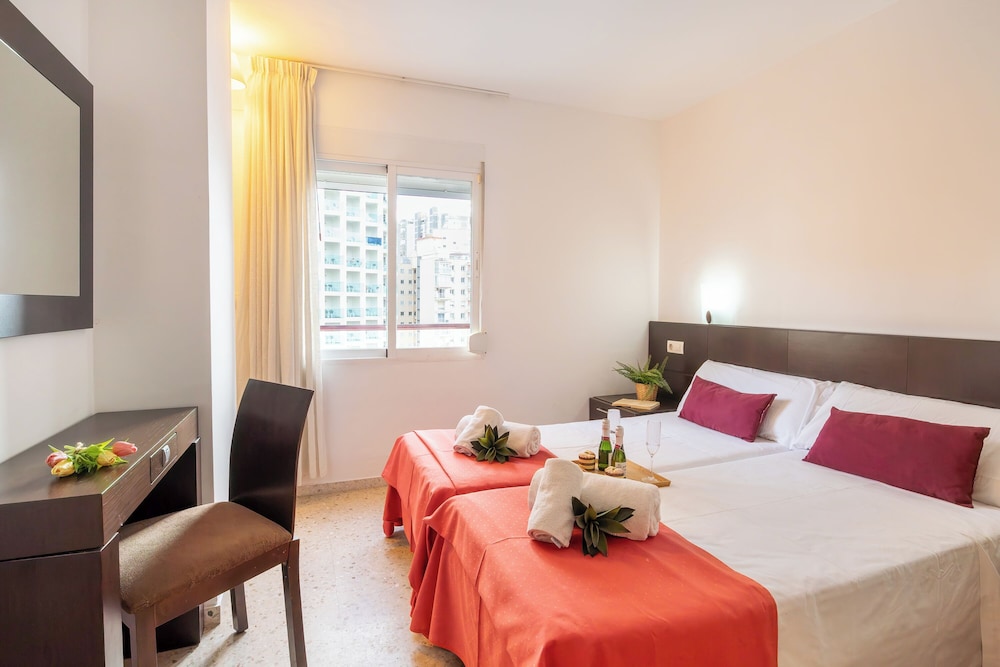 Standard Apartment, Multiple Bedrooms (Benidorm Levante Beach 12B)