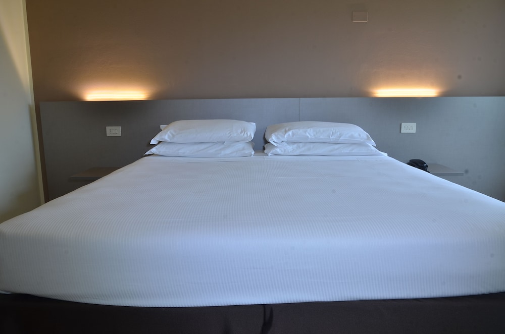 Standard Double Room Single Use