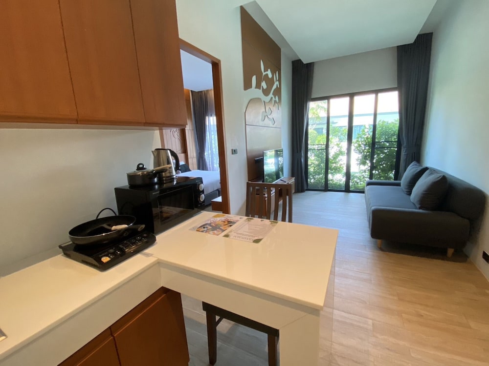2 Bedrooms Pool Access Villa - Photo 34