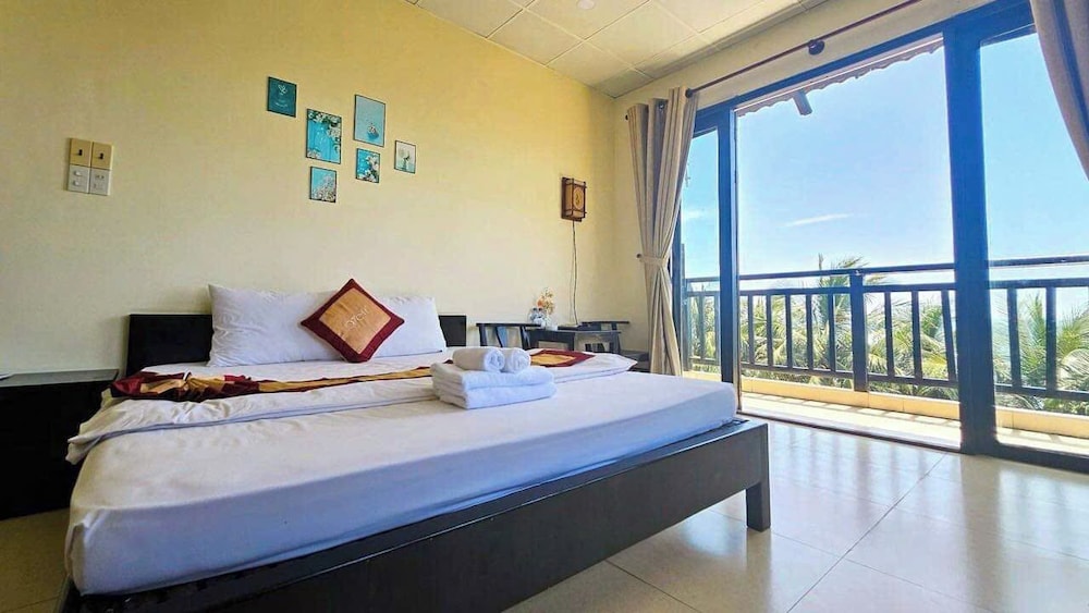 Standard Double Room, Garden View