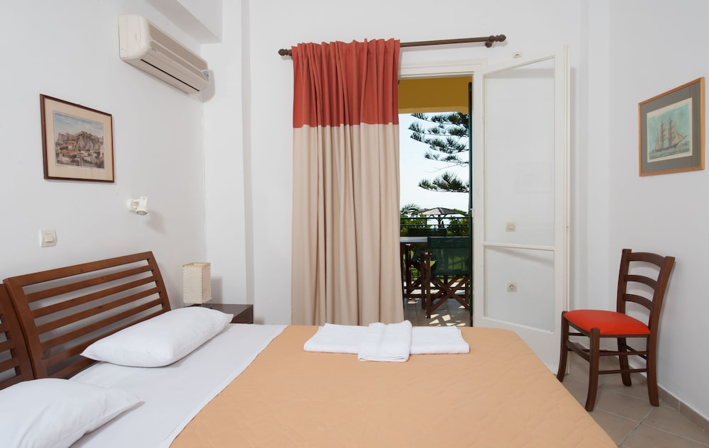 Triple Room, 1 Bedroom