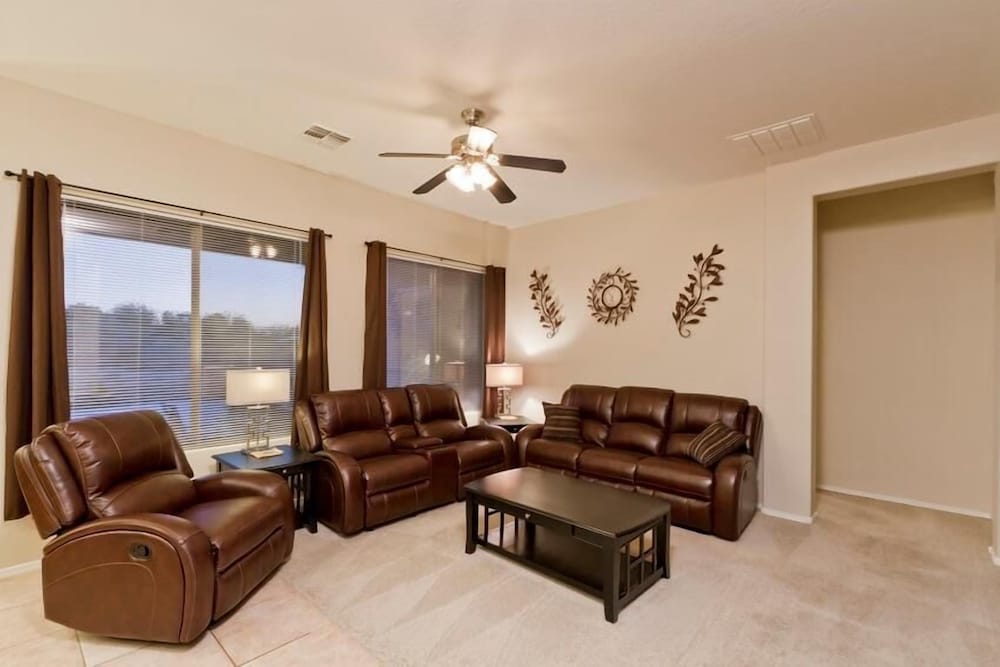 Condo, 3 Bedrooms photo 2