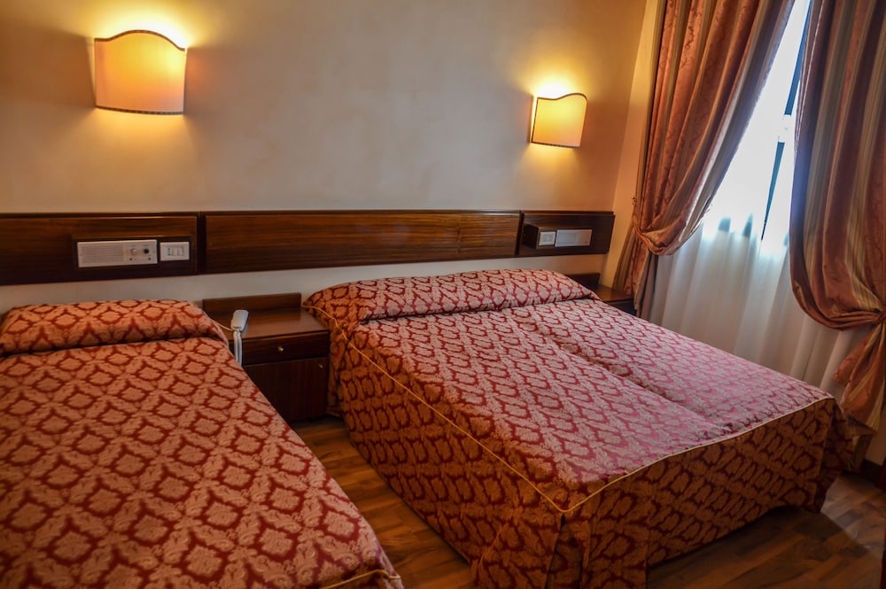 Quadruple Room photo 1