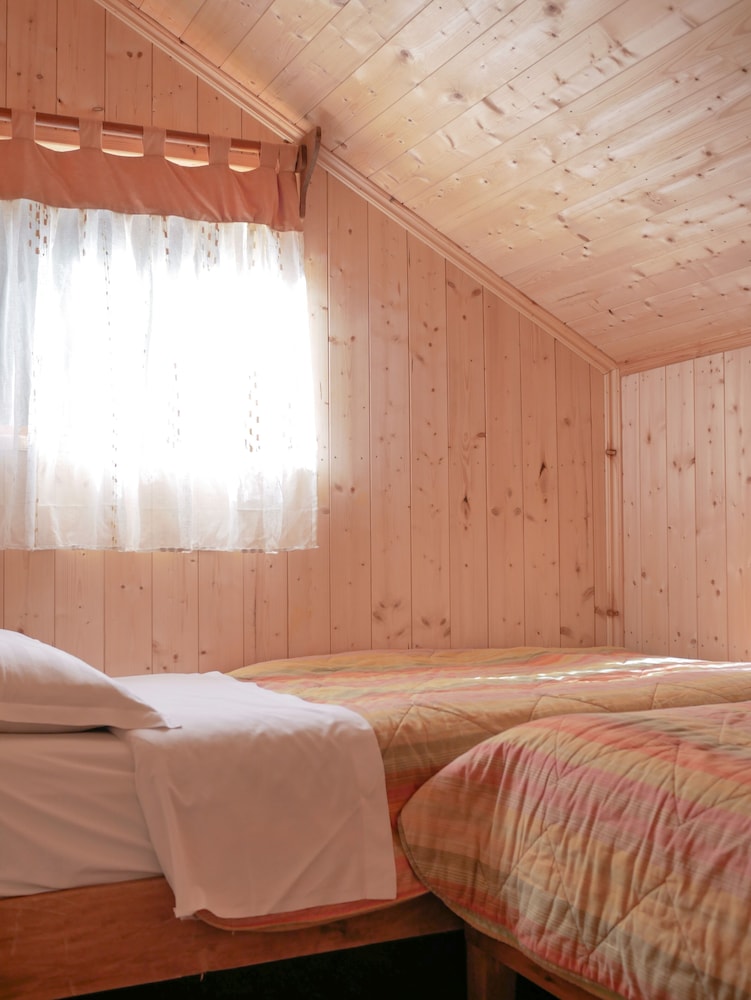 Family Cabin photo 3