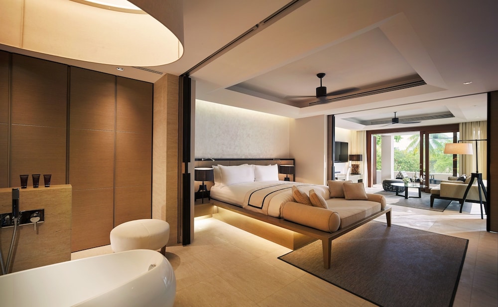 Suite, 2 Bedrooms, Ocean View photo 2