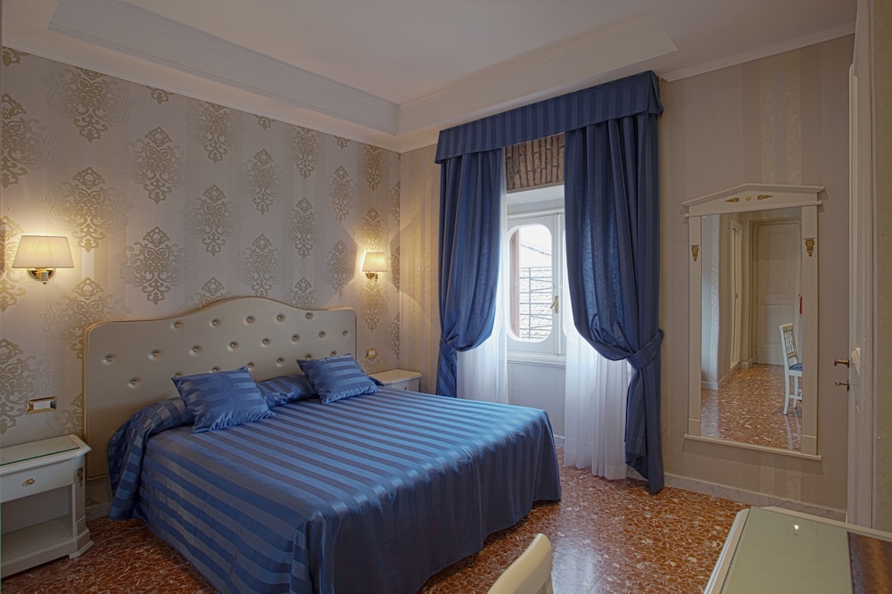 Classic Double or Twin Room photo 1