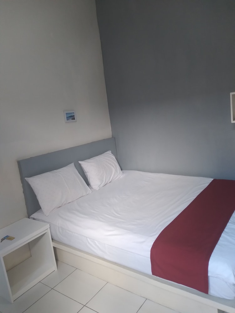 Double Room, Shared Bathroom photo 1