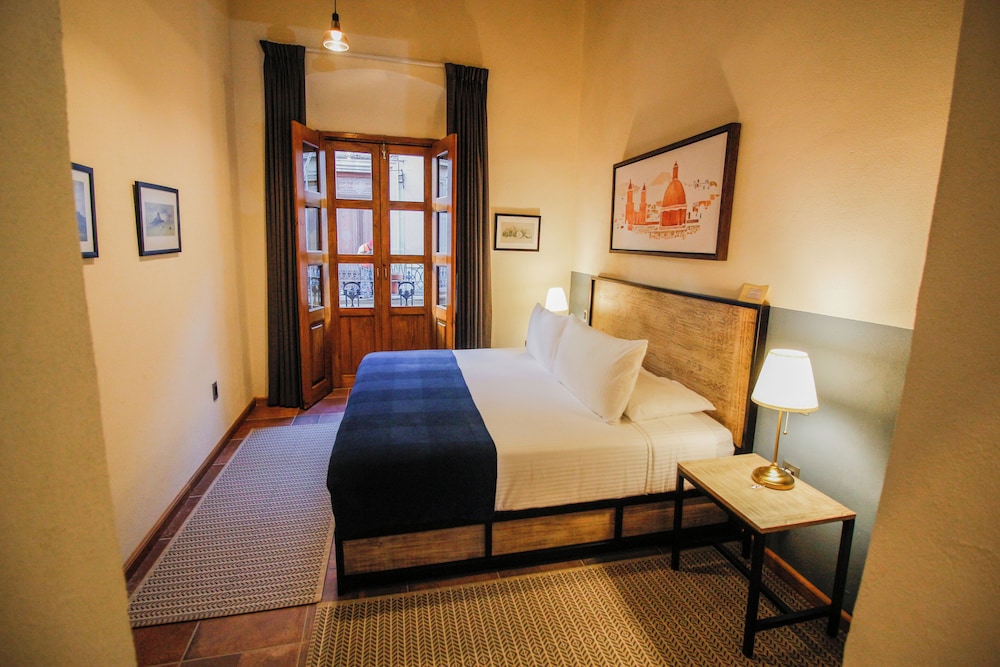 Junior Suite, City View