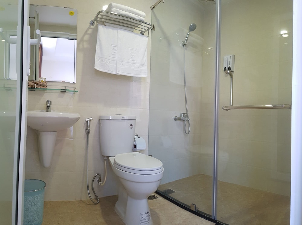 Deluxe Quadruple Room - Photo 3