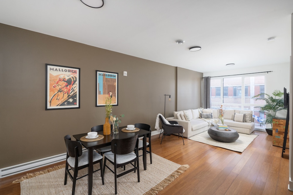 Superior 1 Bedroom Apartment #3