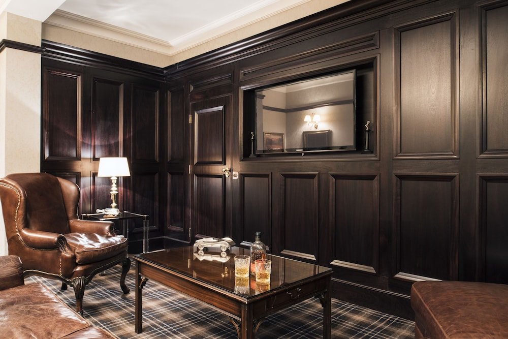 Junior Suite (Castle) - Photo 5