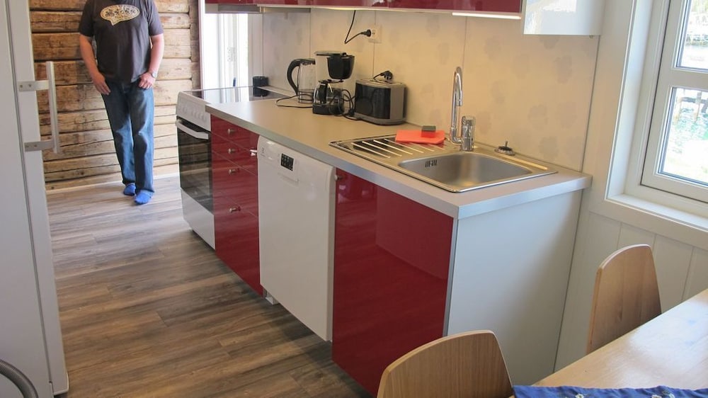 Cabin, 2 Bedrooms, Oceanfront photo 2