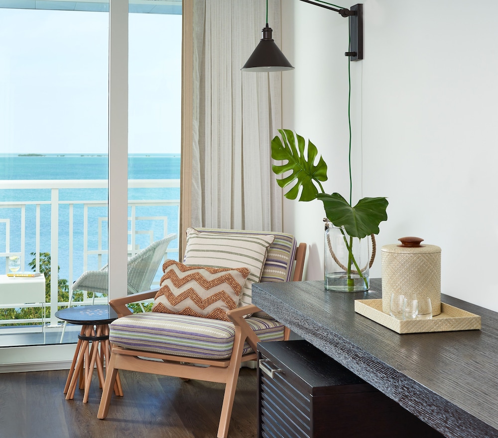 Room, 2 Queen Beds, Accessible, Bathtub (Waterfront) - Photo 2