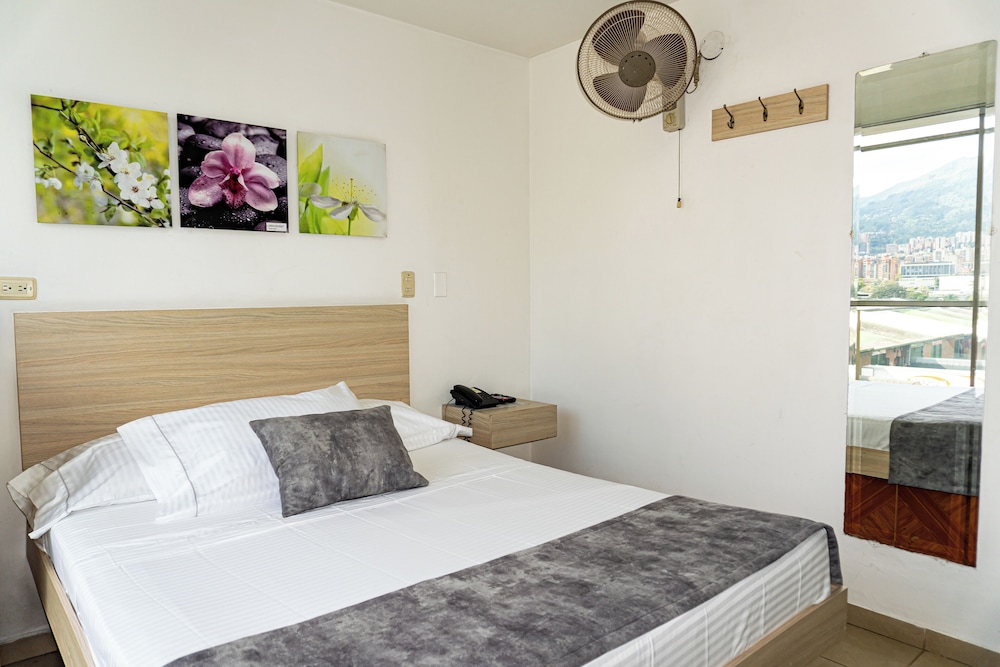 Standard Double Room photo 2