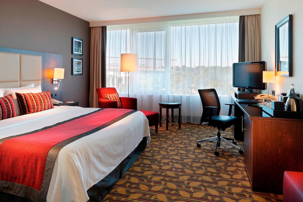 Room, 1 King Bed, City View