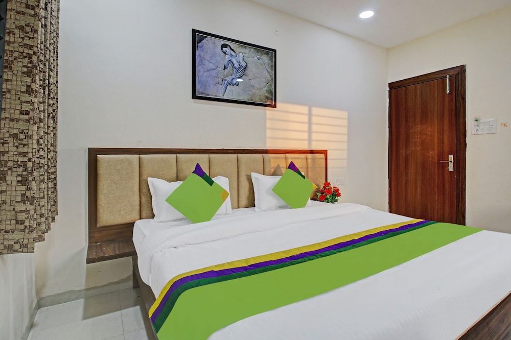 Deluxe Room - Photo 4
