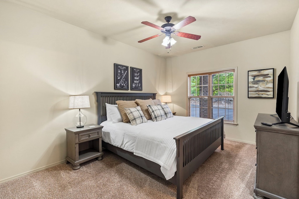 Condo, Multiple Beds, Fireplace, Mountain View (The Golf Shack) photo 1